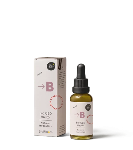 Bio Olejek konopny CBD boost w szklanej butelce przywraca blask skóry z efektem przeciwstarzeniowym.