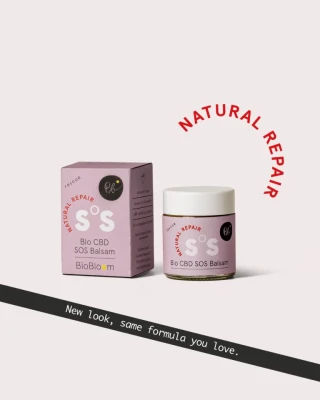 Bio CBD SOS Balsam BioBloom w szklanym słoiczku, regeneracja suchej i podrażnionej skóry.